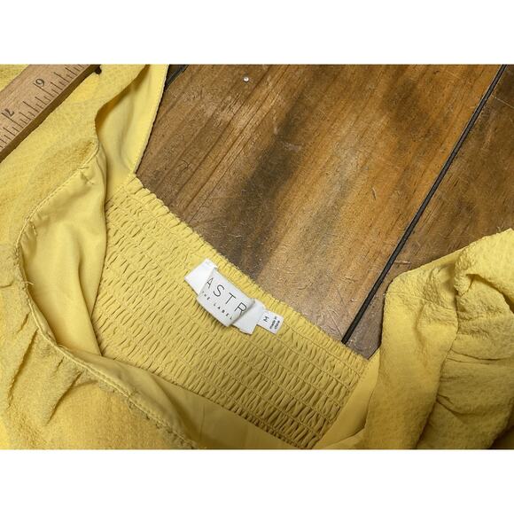 ASTR Wendy Puff Sleeve Mini Dress Yellow Flutter Hem Medium - Picture 6 of 9